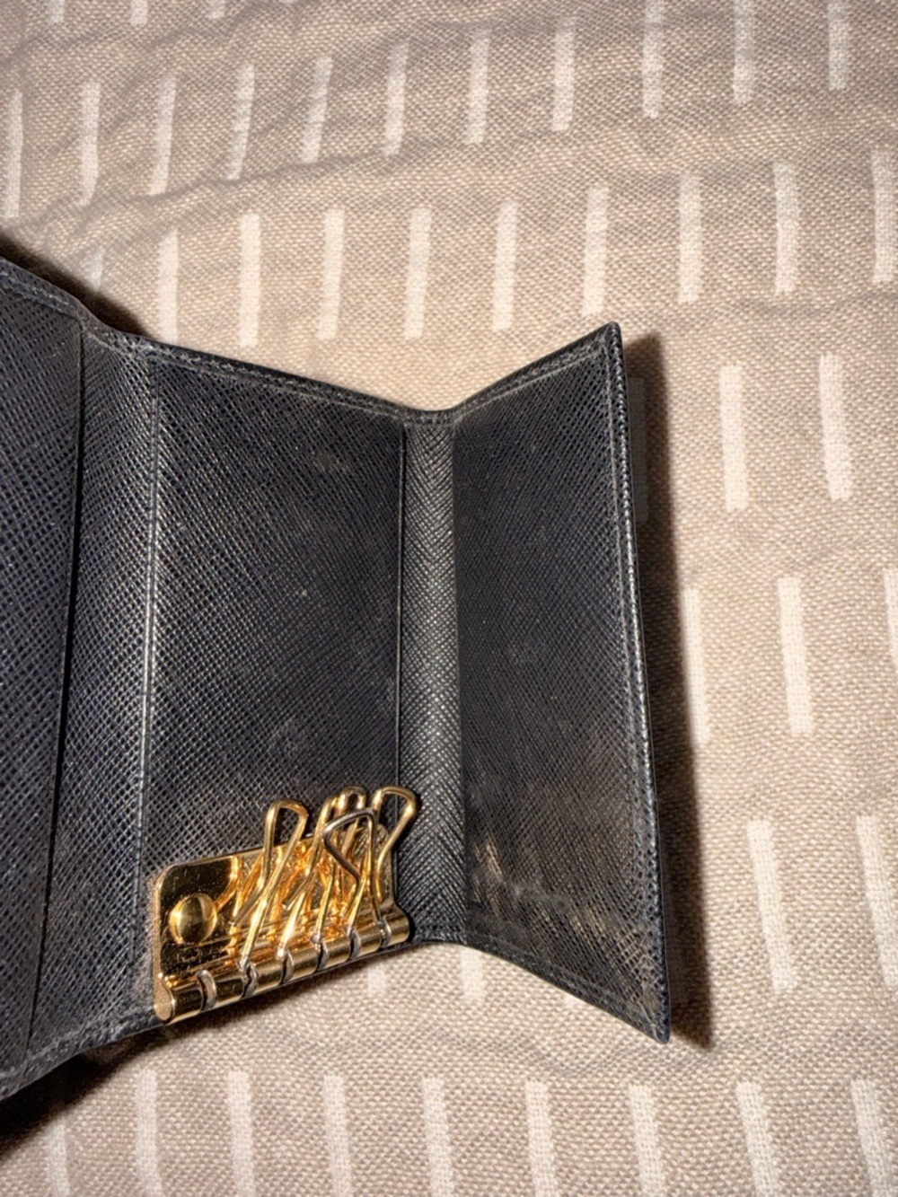 Prada Saffiano Key Case B Rank - Picture 3 of 6